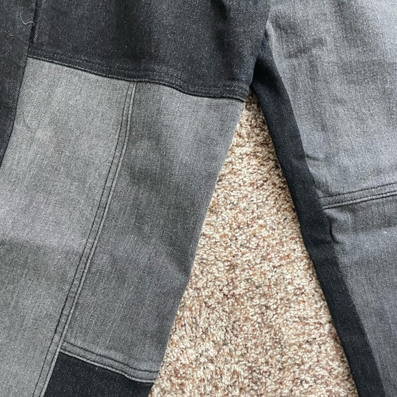 Color block women’s jeans (size large) - Picture 2 of 5